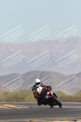 media/Oct-26-2025-Race Pace (Sun) [[c1447ca738]]/Non Verified (1st 20 Minutes of every Hour)/4-Turn 14 (1110am)/